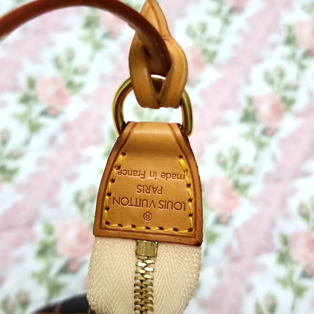 💎 Louis Vuitton Black Takashi Murakami Multicolor Monogram Pochette Bag - Picture 11 of 17